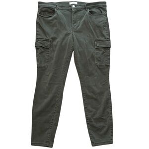 LOFT Green Cargo Skinny Pants Size 14/32